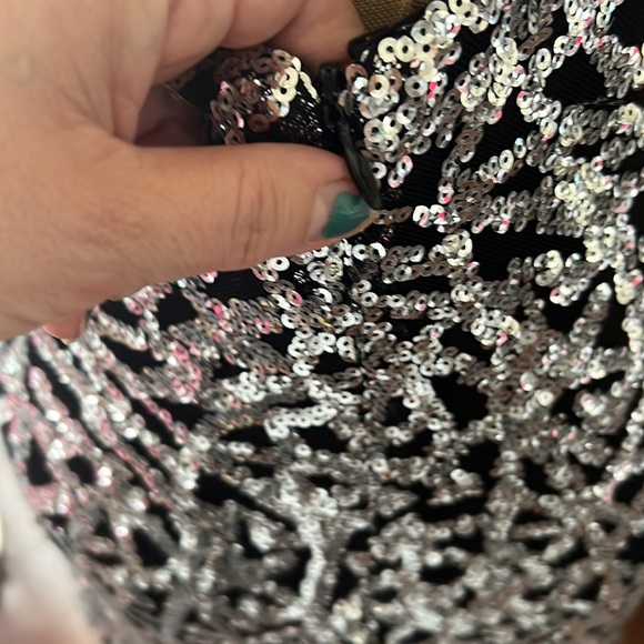 Sequence dress, beautiful - Picture 5 of 8